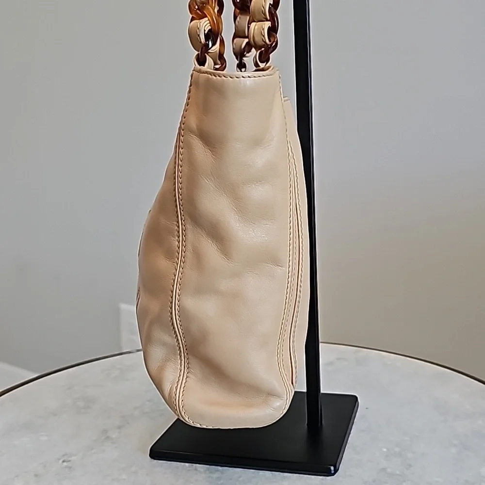 👑AUTHENTIC RARE👑 Vintage CHANEL CC Beige Lambskin Shoulder Tote - Picture 8 of 15